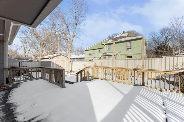 2106 Rhode Island Street, Lawrence, KS 66046