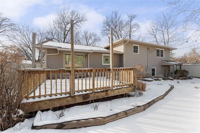 2106 Rhode Island Street, Lawrence, KS 66046