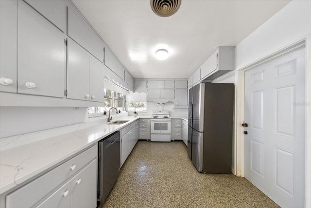 106 15TH STREET, Belleair Beach, FL 33786