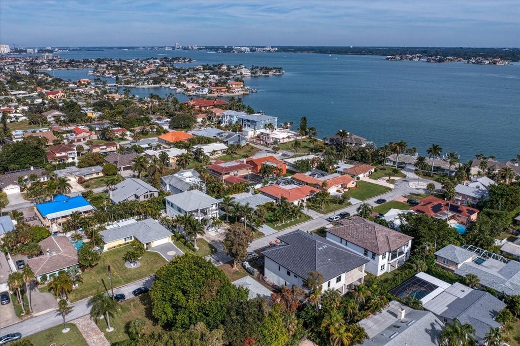 Image 30 of property listing at 106 15TH STREET, Belleair Beach, FL 33786