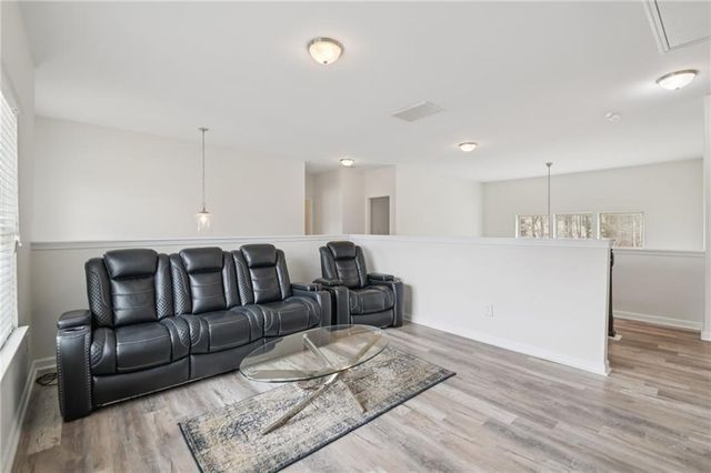 295 River Walk Farm Parkway, Covington, GA 30014