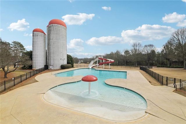 295 River Walk Farm Parkway, Covington, GA 30014