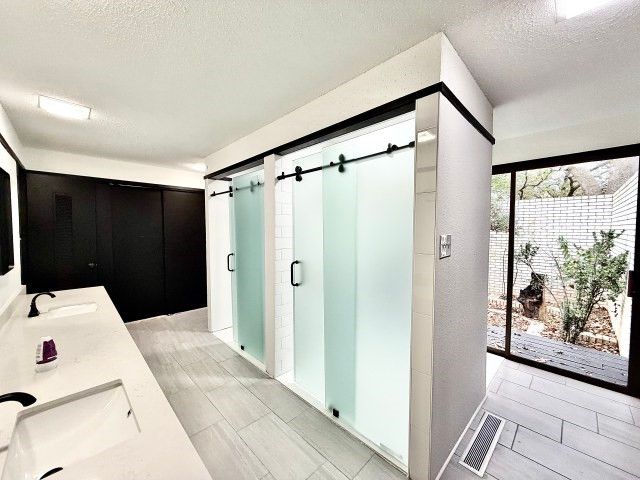 424 S Comanche Drive, De Leon, TX 76444