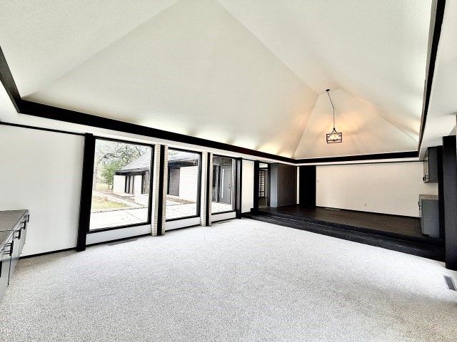 424 S Comanche Drive, De Leon, TX 76444