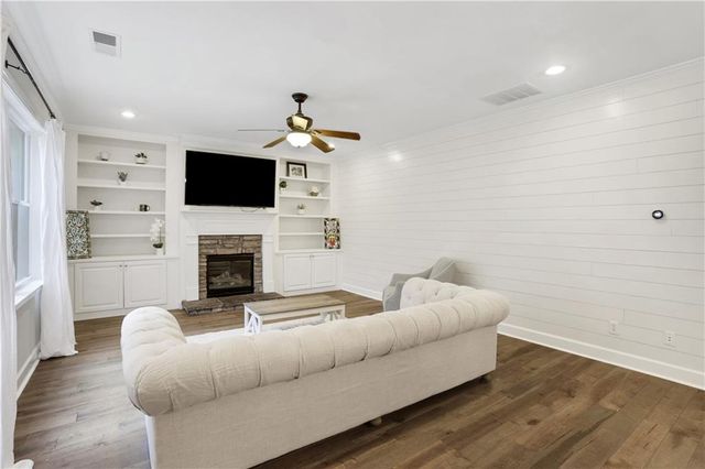 3180 Caney Creek Lane, Cumming, GA 30041