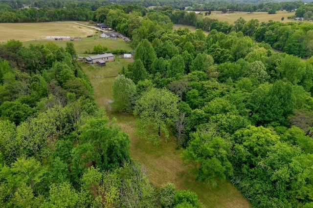 160 Apple Blossom ln, Rock Island, TN 38581