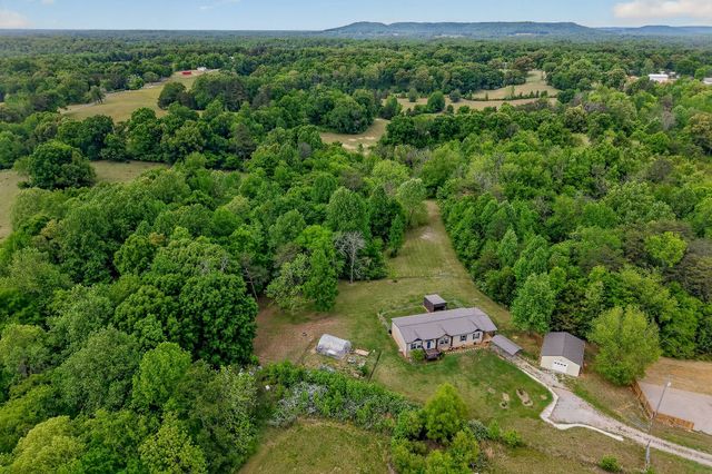 160 Apple Blossom ln, Rock Island, TN 38581