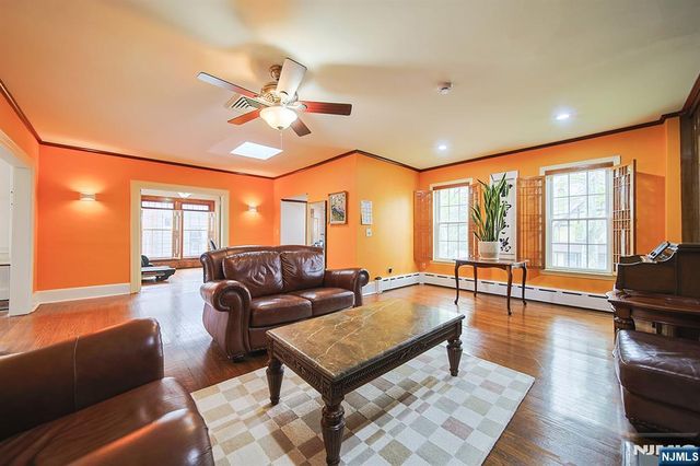 586 Hillside Street, Ridgefield, NJ 07657