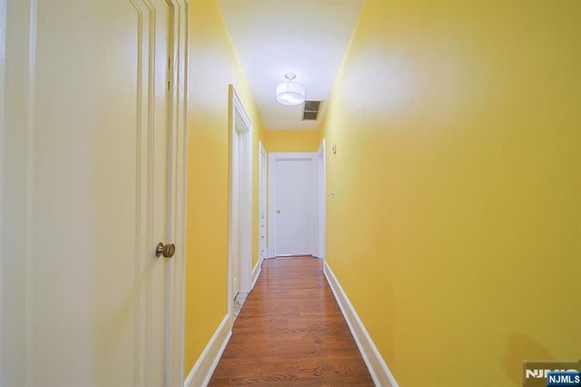 586 Hillside Street, Ridgefield, NJ 07657