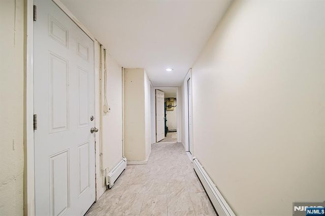 586 Hillside Street, Ridgefield, NJ 07657