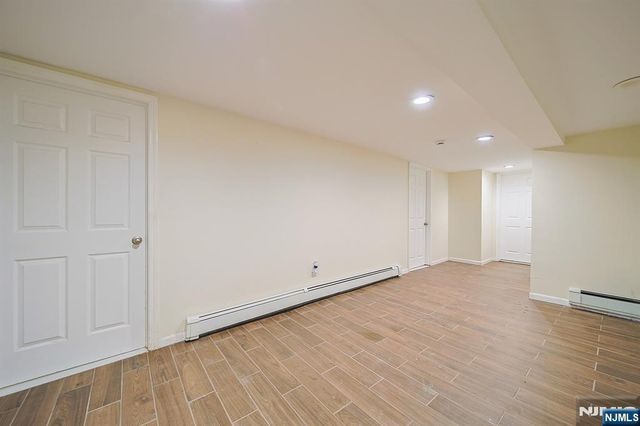 586 Hillside Street, Ridgefield, NJ 07657