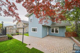 586 Hillside Street, Ridgefield, NJ 07657