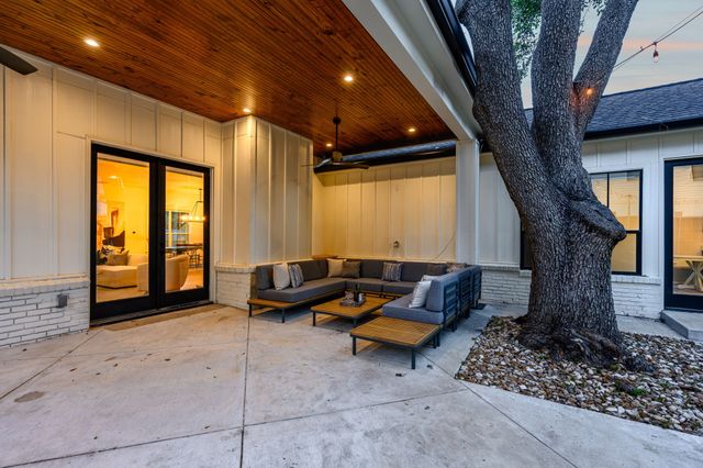 10424 Remington Lane, Dallas, TX 75229