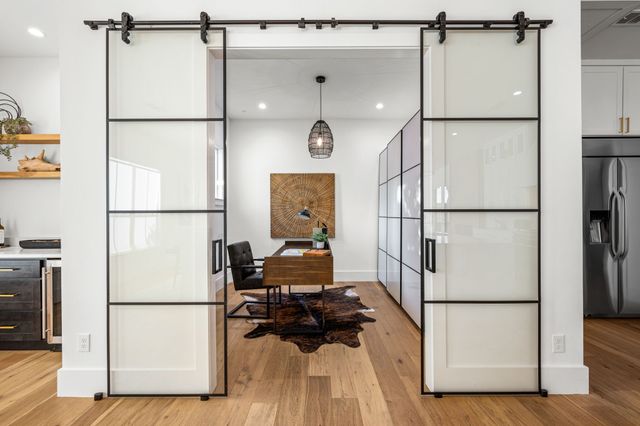 10424 Remington Lane, Dallas, TX 75229