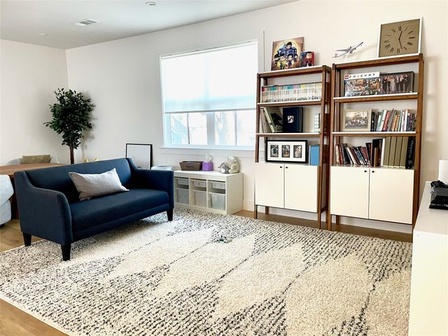 10424 Remington Lane, Dallas, TX 75229