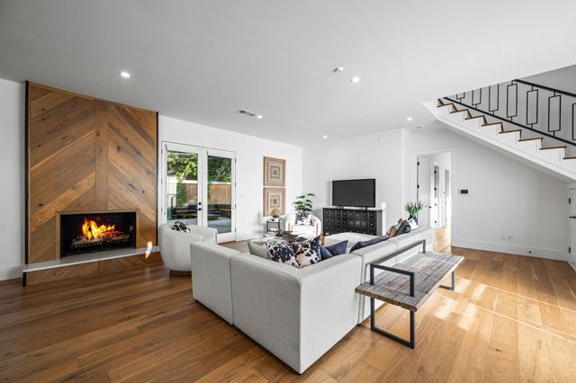 10424 Remington Lane, Dallas, TX 75229