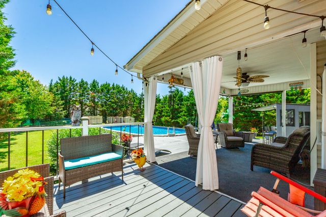 819 Spring Meadows Drive, Ringgold, GA 30736