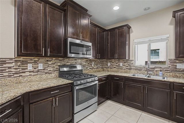 9589 Greensburg Avenue, Las Vegas, NV 89178