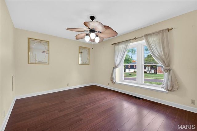 5 Blossomwood Court, Florissant, MO 63033