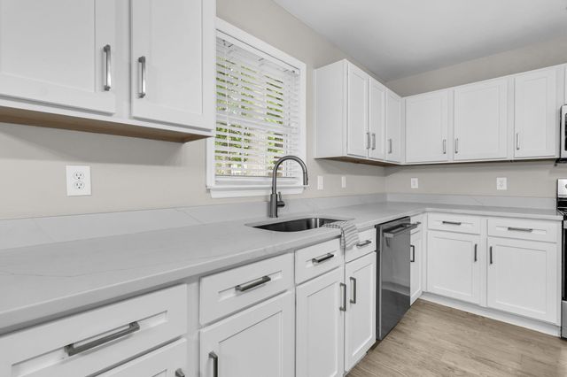 406 Arbor Oaks Drive, Summerville, SC 29485