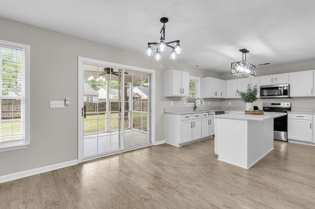406 Arbor Oaks Drive, Summerville, SC 29485