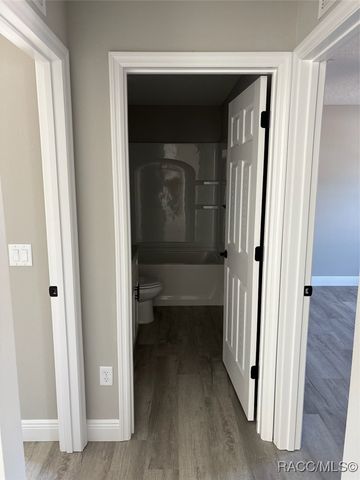 2420 W Menores Drive, Citrus Springs, FL 34434