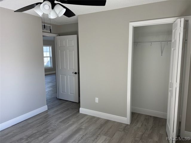 2420 W Menores Drive, Citrus Springs, FL 34434