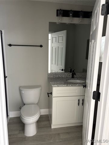 2420 W Menores Drive, Citrus Springs, FL 34434