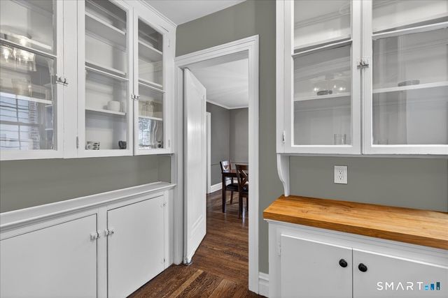 101 Bedford Avenue, Hamden, CT 06517