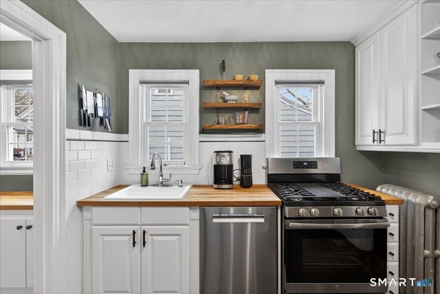 101 Bedford Avenue, Hamden, CT 06517