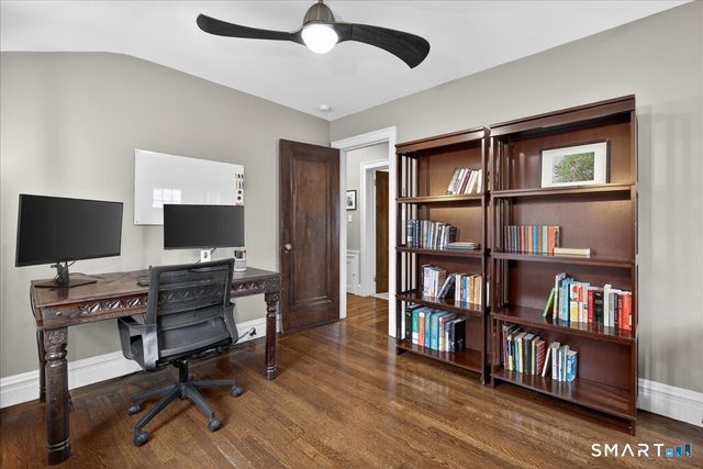 101 Bedford Avenue, Hamden, CT 06517