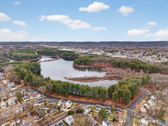 101 Bedford Avenue, Hamden, CT 06517