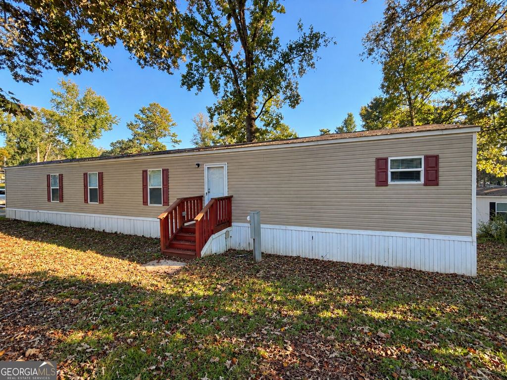 215 Skyline Drive, Fayetteville, GA 30214 — exterior