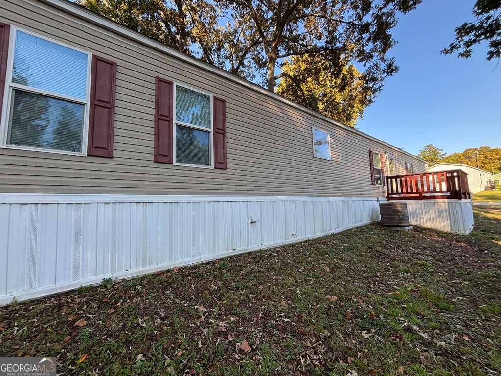 215 Skyline Drive, Fayetteville, GA 30214 — photo 2