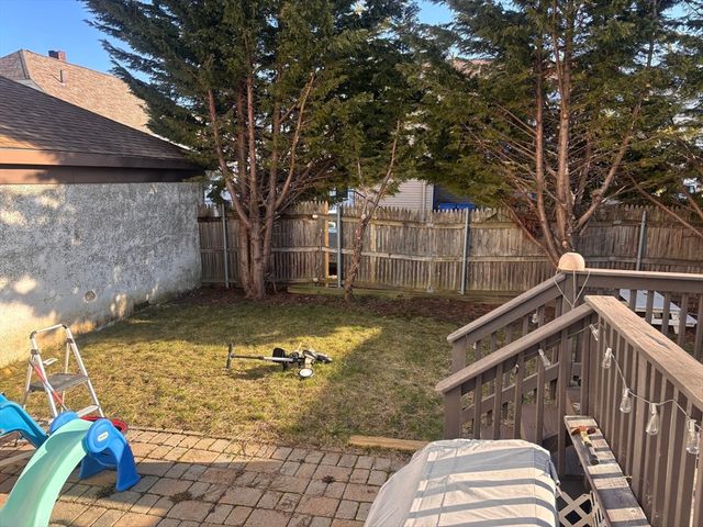 148 Princeton St, New Bedford, MA 02745