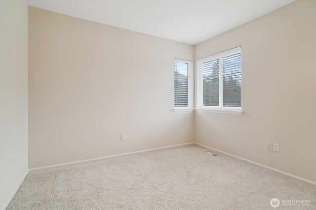 2038 30th Lane NE, Issaquah, WA 98029