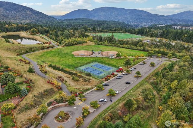 2038 30th Lane NE, Issaquah, WA 98029