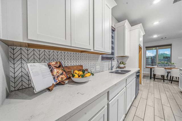 20323 Gray Yearling Trail, Tomball, TX 77377