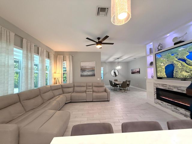 4631 Canopy Grove Drive, Westlake, FL 33470