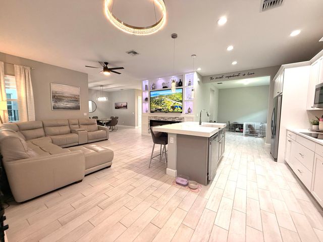 4631 Canopy Grove Drive, Westlake, FL 33470