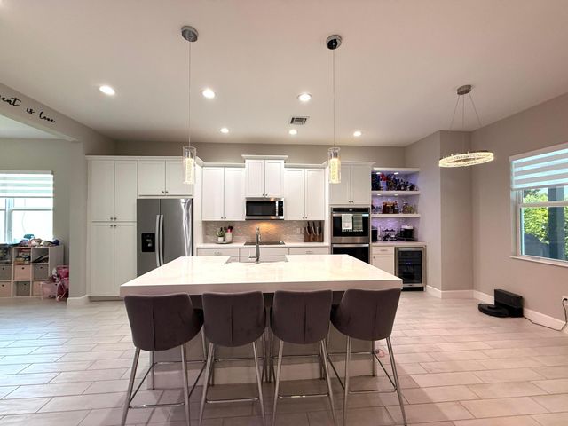 4631 Canopy Grove Drive, Westlake, FL 33470