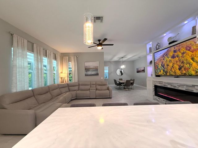 4631 Canopy Grove Drive, Westlake, FL 33470