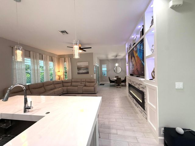 4631 Canopy Grove Drive, Westlake, FL 33470