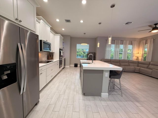 4631 Canopy Grove Drive, Westlake, FL 33470