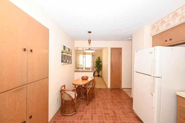 5316 Robin DRIVE, Greendale, WI 53129