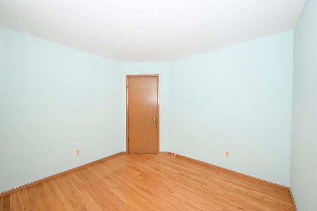 5316 Robin DRIVE, Greendale, WI 53129