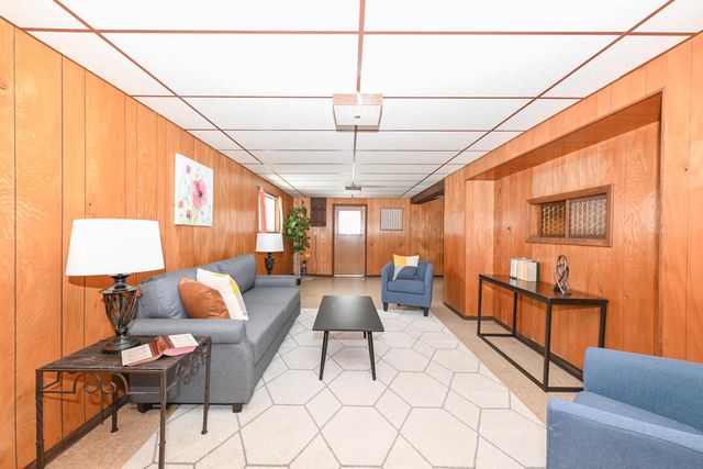 5316 Robin DRIVE, Greendale, WI 53129