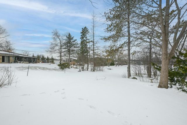 5316 Robin DRIVE, Greendale, WI 53129