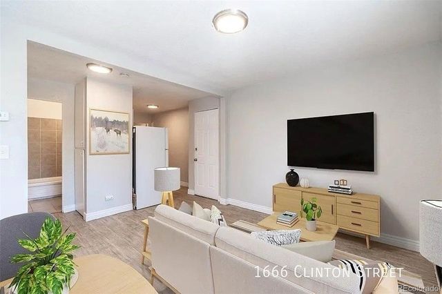 1666 Clinton Street, Aurora, CO 80010