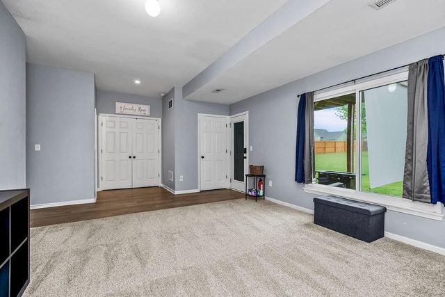 4416 N 121st Terrace, Kansas City, KS 66109